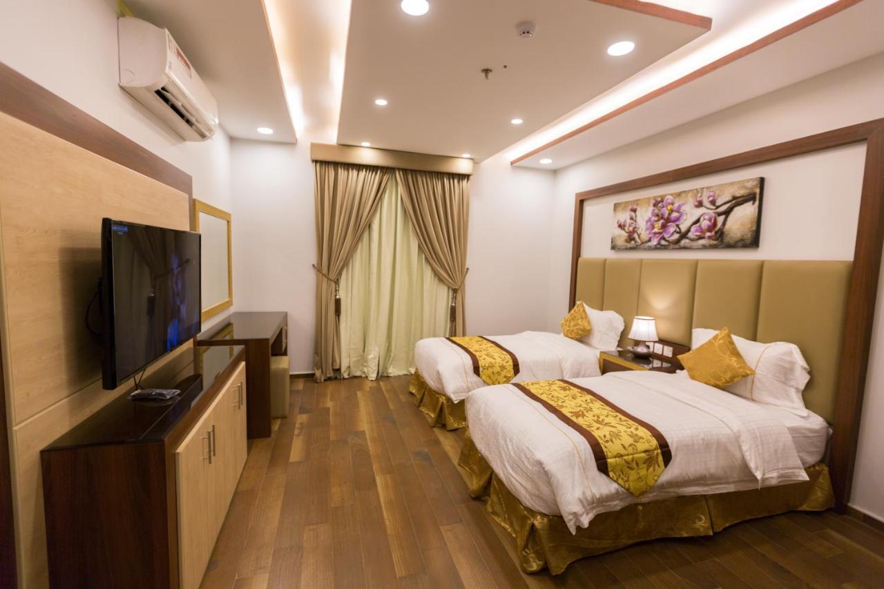 Luxury Hotel Apartments Tabuk Extérieur photo