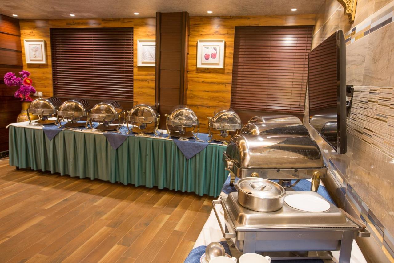 Luxury Hotel Apartments Tabuk Extérieur photo