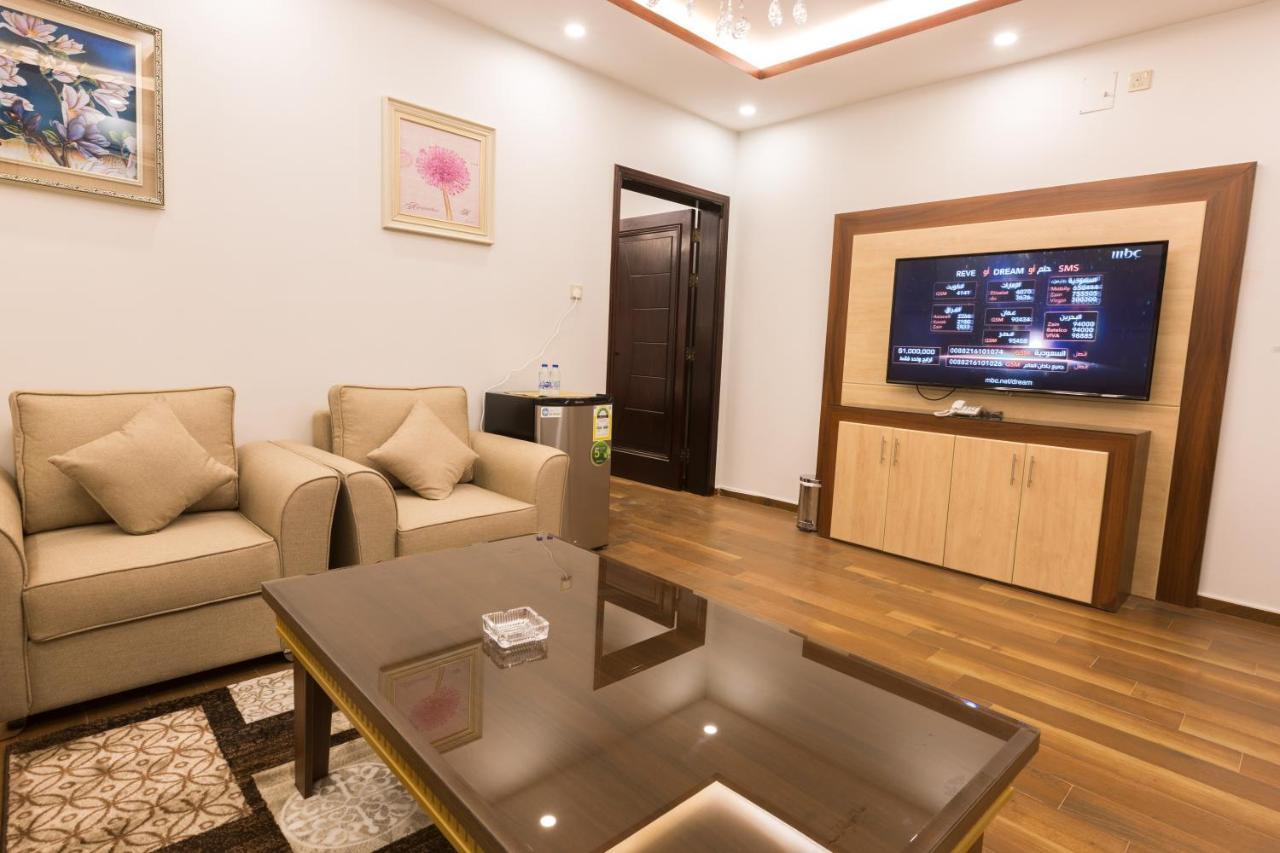 Luxury Hotel Apartments Tabuk Extérieur photo