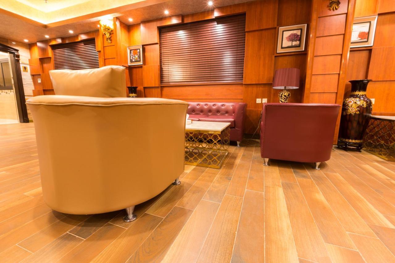 Luxury Hotel Apartments Tabuk Extérieur photo