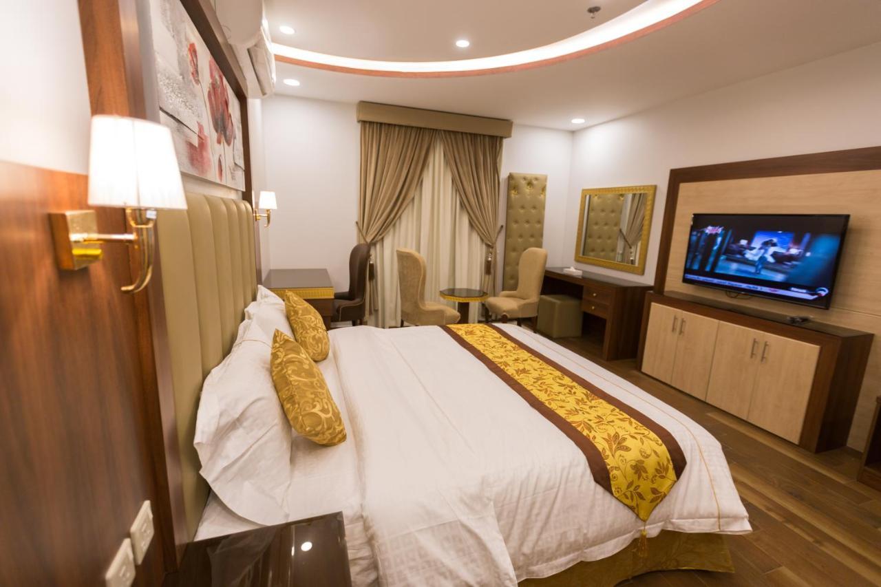 Luxury Hotel Apartments Tabuk Extérieur photo