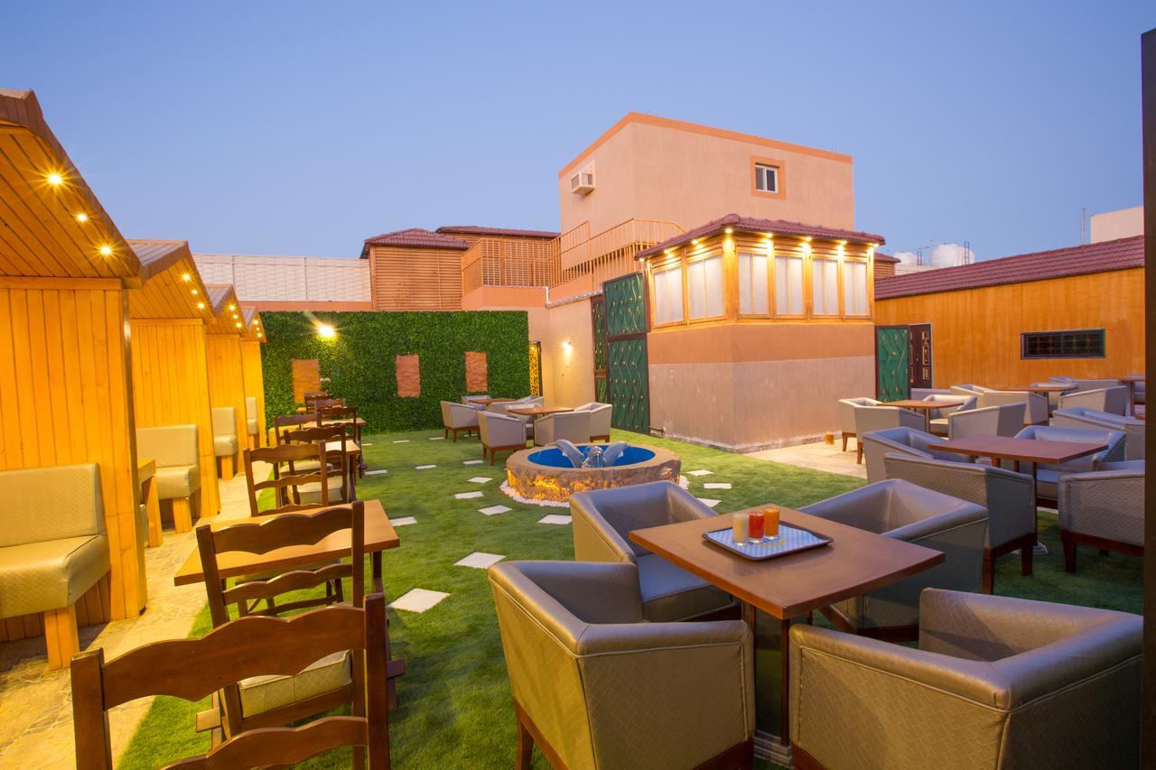 Luxury Hotel Apartments Tabuk Extérieur photo