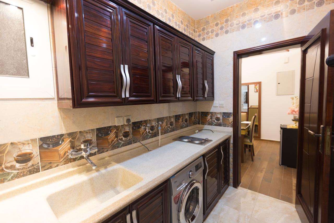 Luxury Hotel Apartments Tabuk Extérieur photo